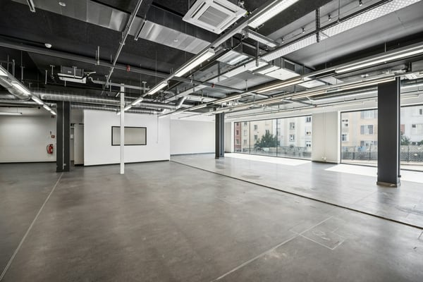 Grosszügige Gewerbefläche mit vielseitigen Nutzungsmöglichkeiten 9