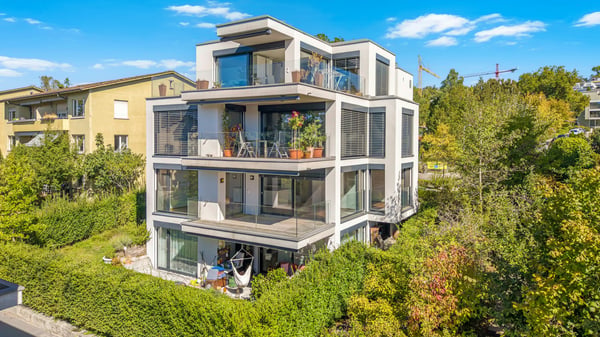 Weitblick trifft Wohnkomfort - Ihr neues Zuhause in Höngg 1