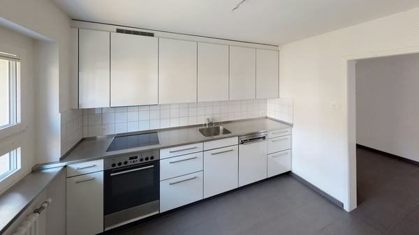 Gemütliche, grosszügige 3.5-Zimmerwohnung an exzellenter Lage 2