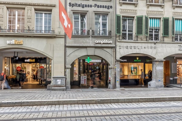 Lichtdurchflutetes, modernes Büro im Herzen von Bern 1