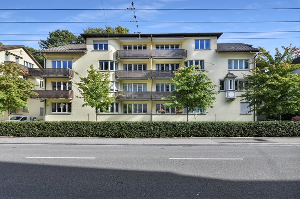 Wunderschöne Altbauwohnung an begehrter Lage 1