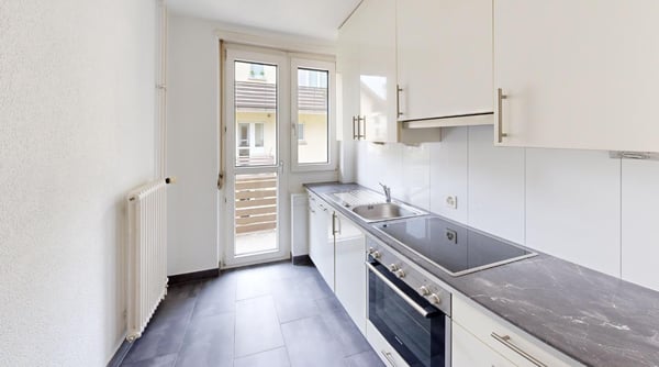 Wunderschöne Altbauwohnung an begehrter Lage 4