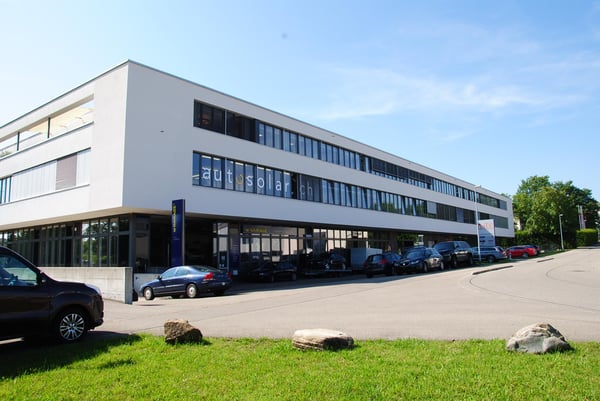 Attraktive Lagerfläche mit eigenem direktem Warenlift 6