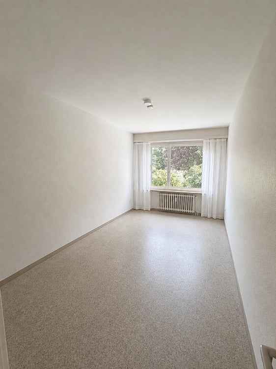 Attraktive 3-Zimmer-Wohnung mit grosszügigem Balkon und Blick ins Grüne 5