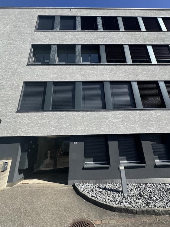 Kleines, preiswertes Büro 4