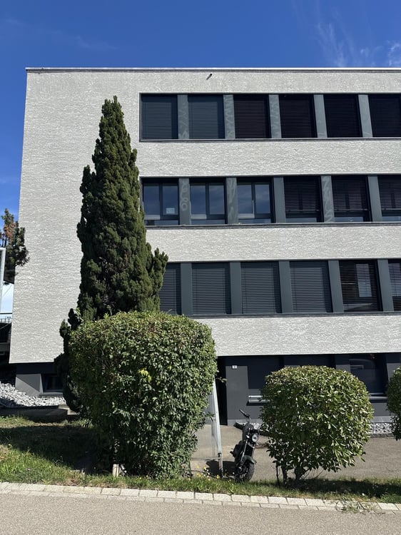 Kleines, preiswertes Büro 1