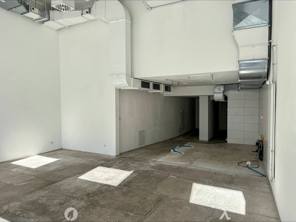 Fussgängerzone von Biel: Gewerbefläche an der Marktgasse 9 7