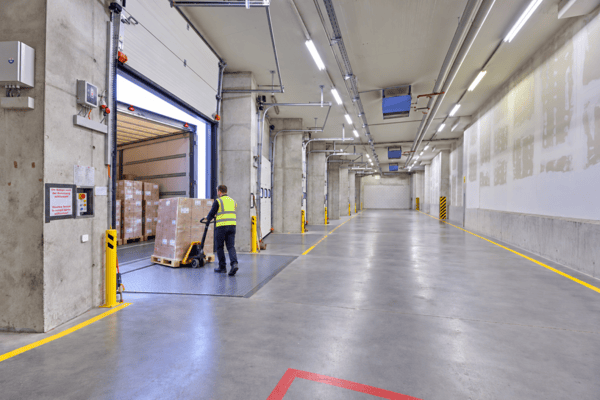 Lager-/Logistikfläche in Basel - 1070 m² mit grossem Warenflift! 3
