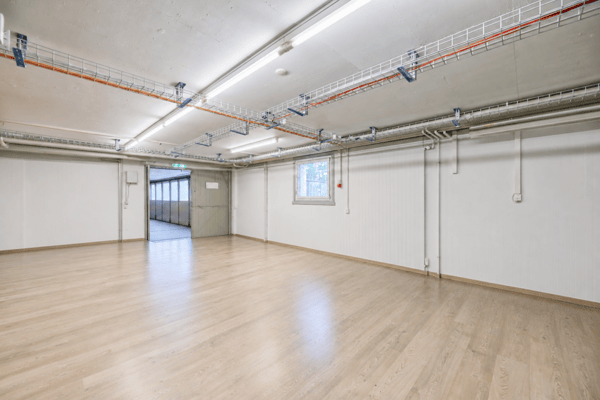 Vielseitigen Gewerbeimmobilie in Oftringen 34