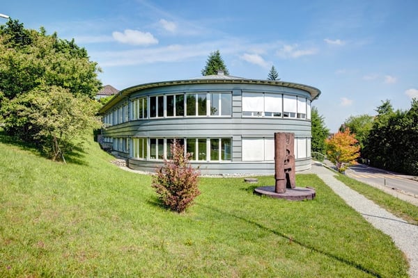 Bürofläche an Top-Lage in Aesch mit 53 m2 1