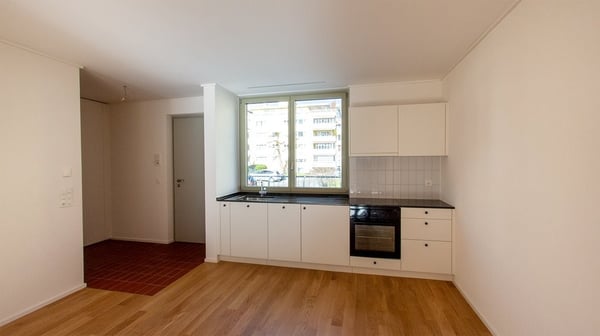 Moderne 2.5 Zimmer-Wohnung in der Überbauung WINTY 2