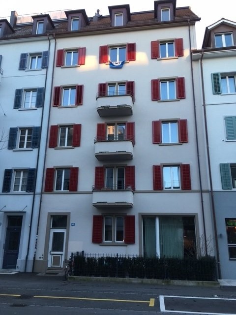 Zentral gelegene 3.5-Zimmer-Wohnung sucht neuen Mieter! 1
