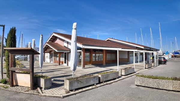 Restaurant et magasin + chambres d'hôtes à Chevroux / VD 4