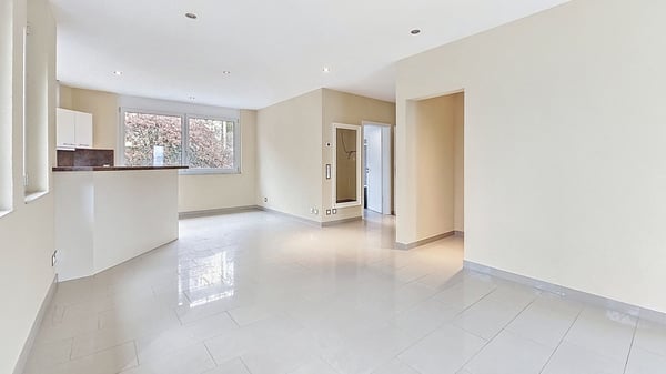 Magnifique appartement de 1 pces (115m2) avec terrasse à Vallon / FR 5