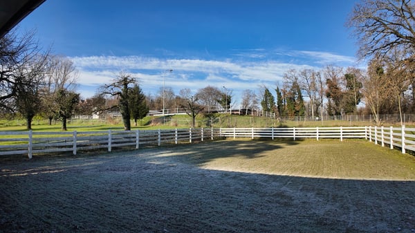 Studio (10 m2) avec jardin privatif à Vallon / FR 8