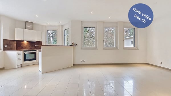 Studio (10 m2) avec jardin privatif à Vallon / FR 1