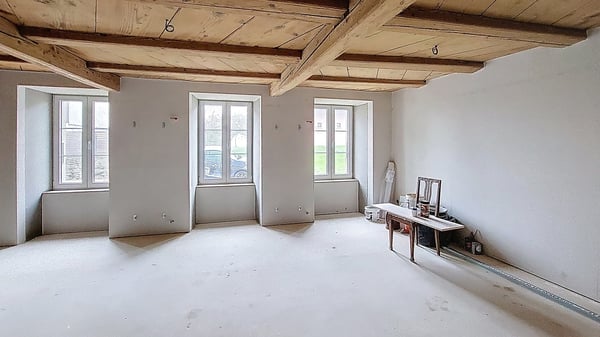 Propriété en duplex 1.5 pces d'env. 190 m2 avec jardin à Seiry / FR 4