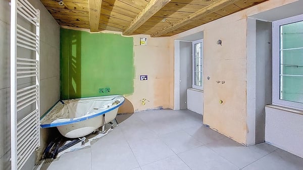 Propriété en duplex 1.5 pces d'env. 190 m2 avec jardin à Seiry / FR 5