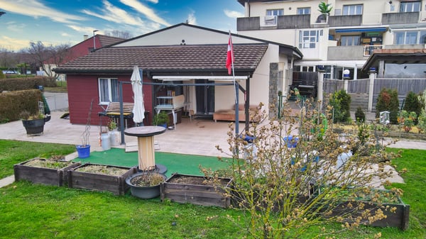 Habitation 1.5 pces (160 m2) avec terrain de 1'283 m2 à Estavayer / FR 5