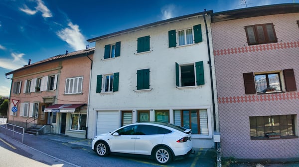 Immeuble de 3 logements à Avenches / VD 2