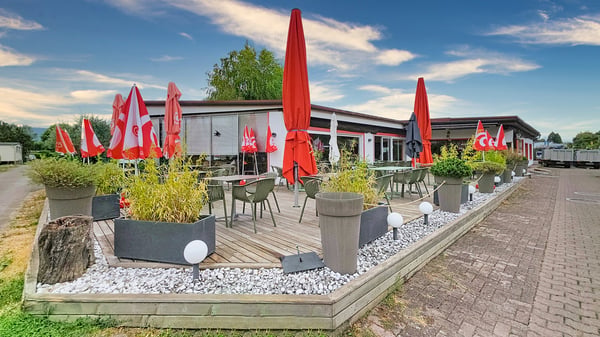 Opportunité rare : café-restaurant proche du lac à Cheyres / FR 3