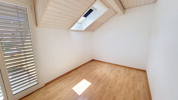 Appartement 3.5 pces de 119 m2 avec balcon à Chabrey / VD 12