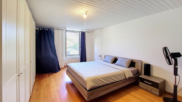 Appartement 5 pces d'env. 122 m2 au rez-de-chaussée à Forel / FR 6