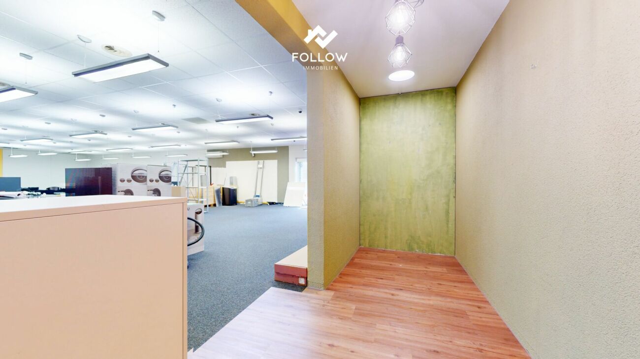 Espace commercial polyvalent au centre de Lengnau - avec concept de salle flexible
