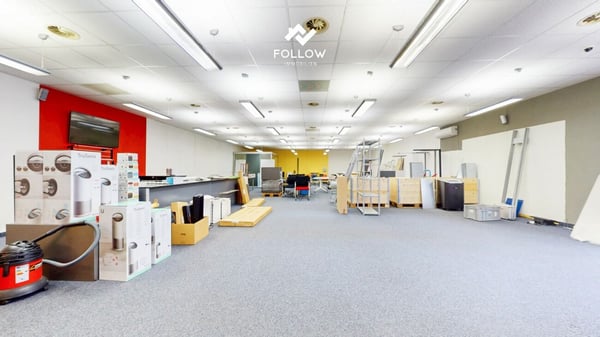 Vielseitig nutzbare Gewerbefläche im Zentrum von Lengnau - mit flexiblem Raumkonzept 3