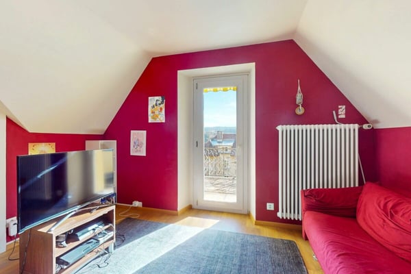 Stilvolles Einfamilienhaus mit Einlegerwohnung- renoviert, hell und heimelig 17