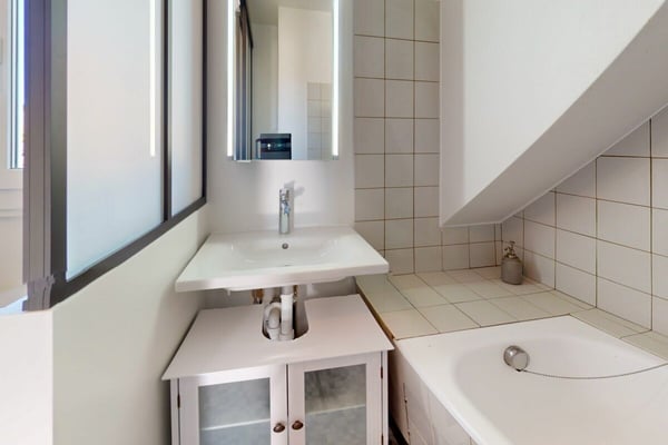 Stilvolles Einfamilienhaus mit Einlegerwohnung- renoviert, hell und heimelig 20