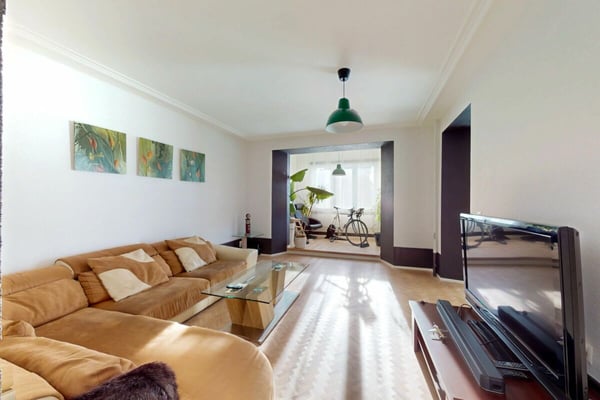 Stilvolles Einfamilienhaus mit Einlegerwohnung- renoviert, hell und heimelig 5