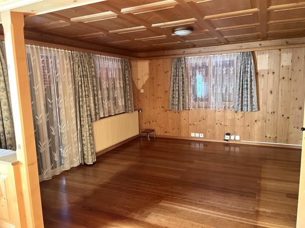 Grosse und familienfreundliche 1.5-Zimmer-Wohnung mit Balkon und Gartenanteil im Dorfzentrum von Fiesch 3