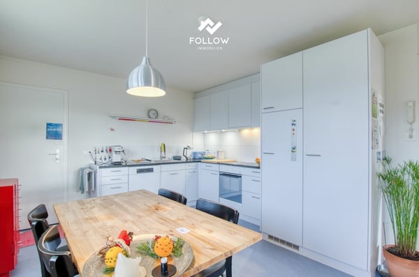 Grosszügiges Dreifamilienhaus mit Weitsicht 6