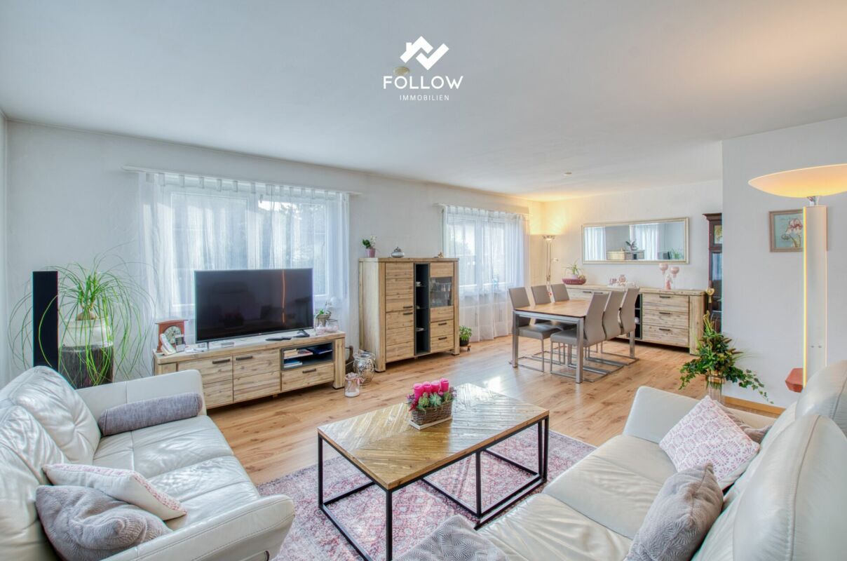 Appartamento con vista sul lago e giardino privato