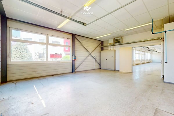 Moderne Gewerbehalle mit Büro und vielseitigem Nutzungspotenzial in Marly 22