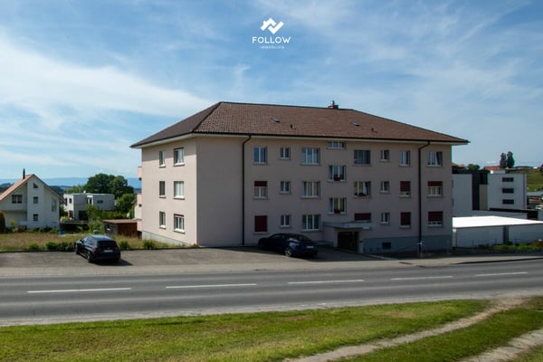 Mehrfamilienhaus mit Entwicklungspotenzial und zusätzlicher Bauparzelle in Heitenried 2