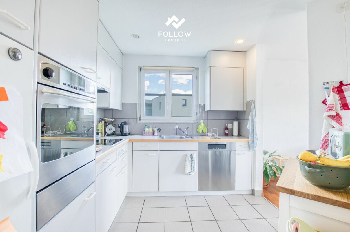 Gemütlichkeit, Platz und ruhige Lage: Helle Wohnung mit Balkon und Lift
