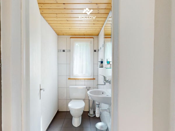 Grosses und idyllischen Wohnhaus mit zwei Wohnungen und Garten an wunderbarer Lage in Portalban 9