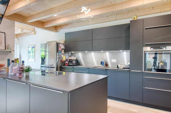 Hochwertige Wohnkultur auf zwei Etagen: Ihr neues Zuhause am Eichibach 5