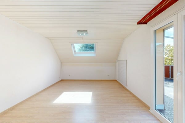 aussergewöhnliche 3,5-Zimmer-Wohnung mit viel Charme und 2 Terrassen 10