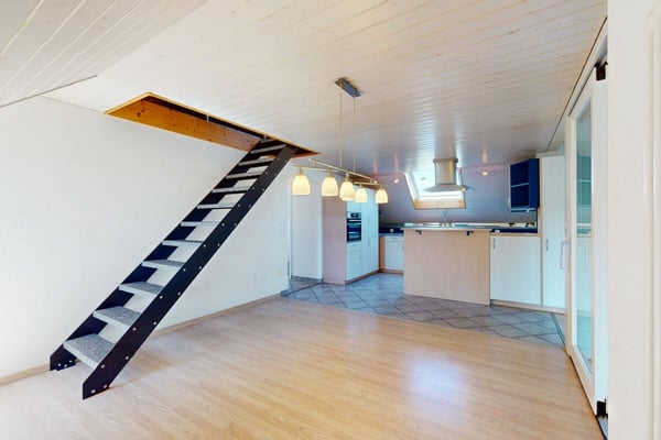aussergewöhnliche 3,5-Zimmer-Wohnung mit viel Charme und 2 Terrassen 4