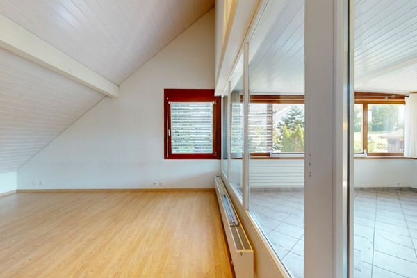 aussergewöhnliche 3,5-Zimmer-Wohnung mit viel Charme und 2 Terrassen 6