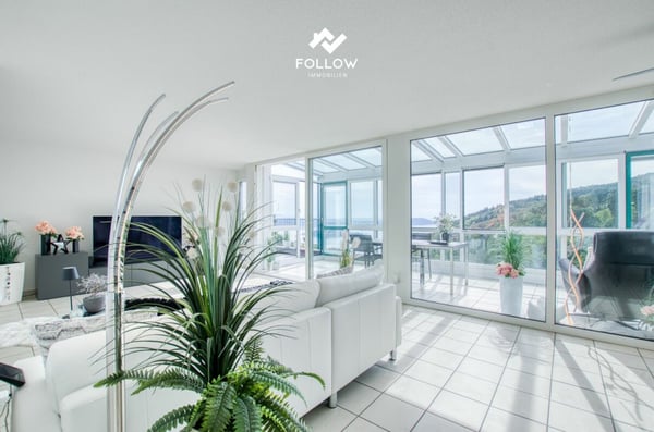 Panoramablick über den Bielersee: Modernisierte Attika-Traumwohnung in Twann 8