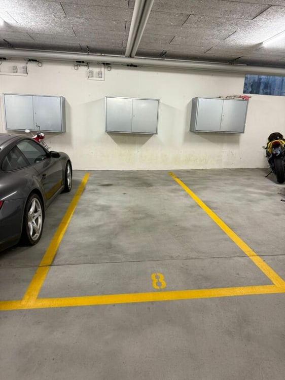 Einstellhallenplatz in Zufikon zum Kaufen! 1