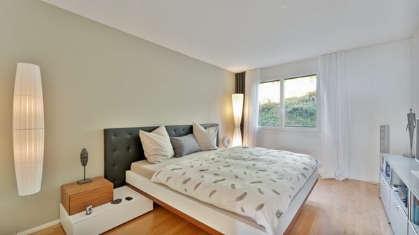 Traumhafte Panorama -und Seesicht mit eigenem Gartenanteil! 7