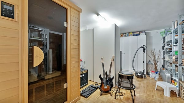 Traumhafte Panorama -und Seesicht mit eigenem Gartenanteil! 13