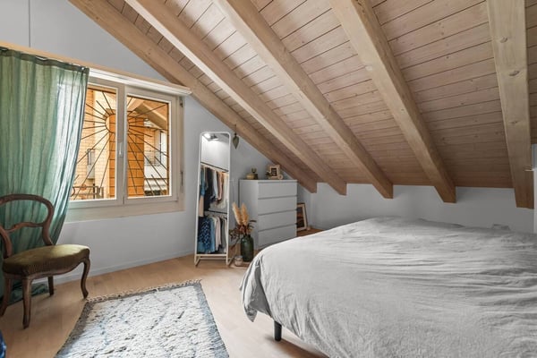 Charmante Dachwohnung an stadtnaher und sonniger Lage! 11
