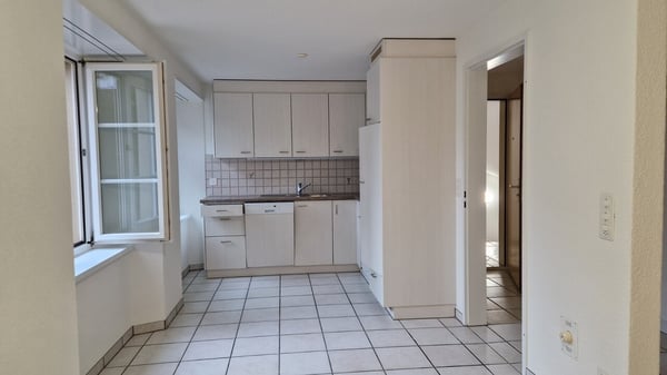 Ruhige Lage mit gedecktem Sitzplatz! 2