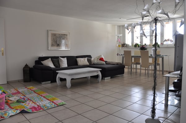 4.5 - Zimmerwohnung mit gedecktem Balkon im Dorfkern von Seltisberg! 6